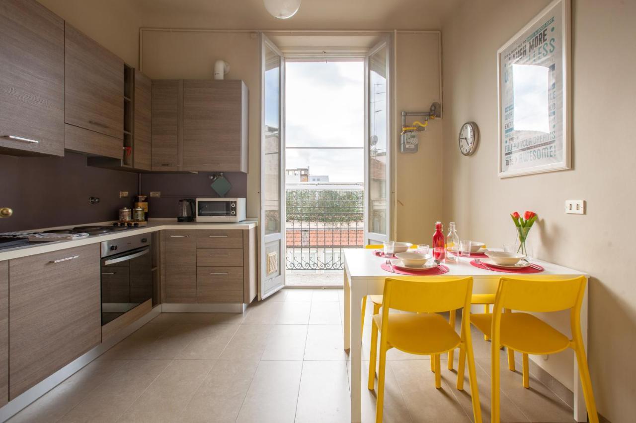 Apt With Balcony - 50 M Far From Pagano M1 Apartment Milano Ngoại thất bức ảnh
