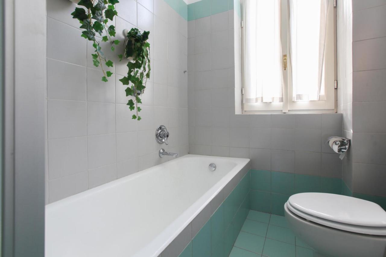 Apt With Balcony - 50 M Far From Pagano M1 Apartment Milano Ngoại thất bức ảnh